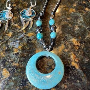 Southwestern style pendant and earrings set.